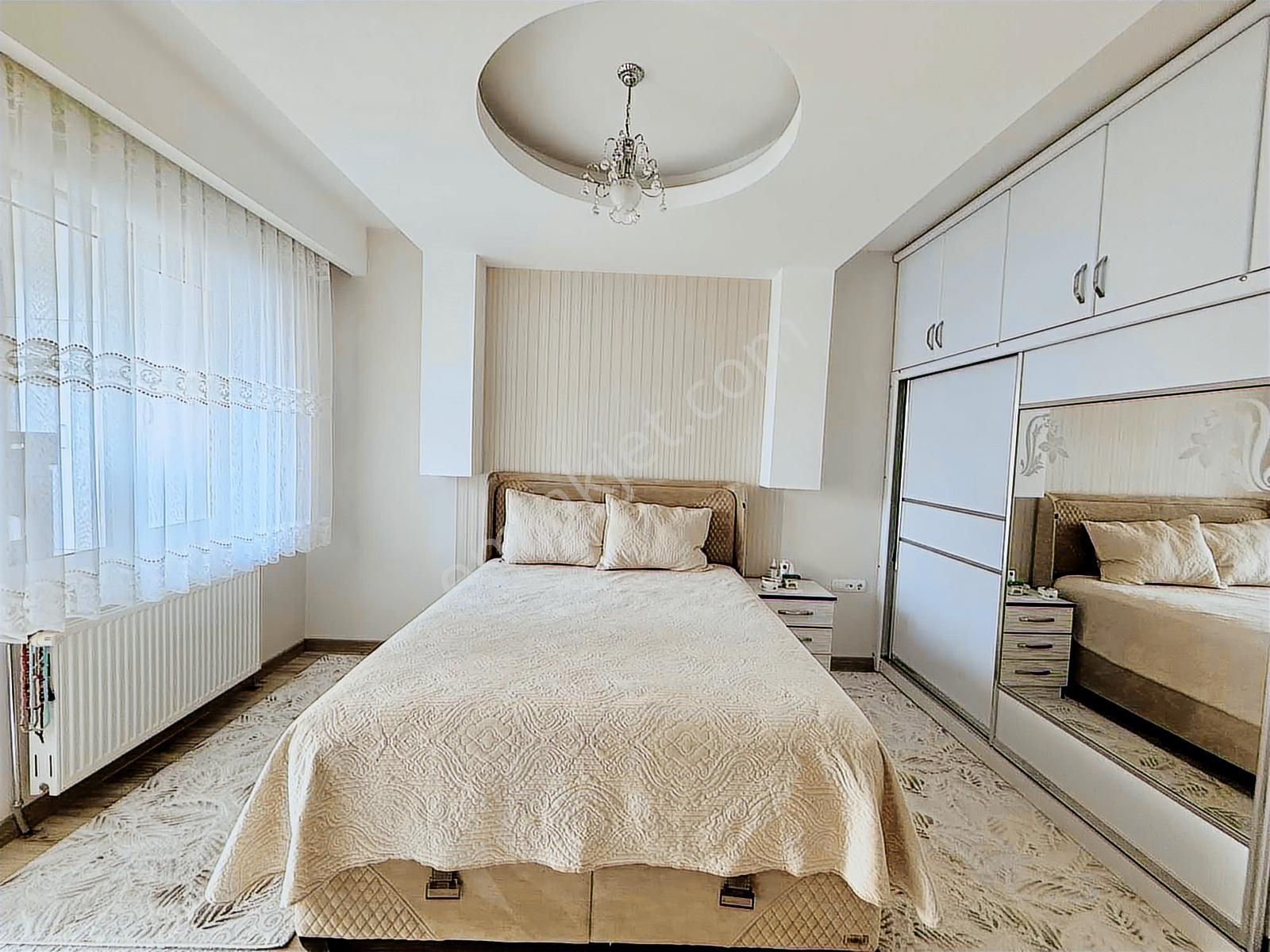 İldem Mahallesinde Tramvay Yanı Geniş 3+1 Satılık Daire - Görsel 14