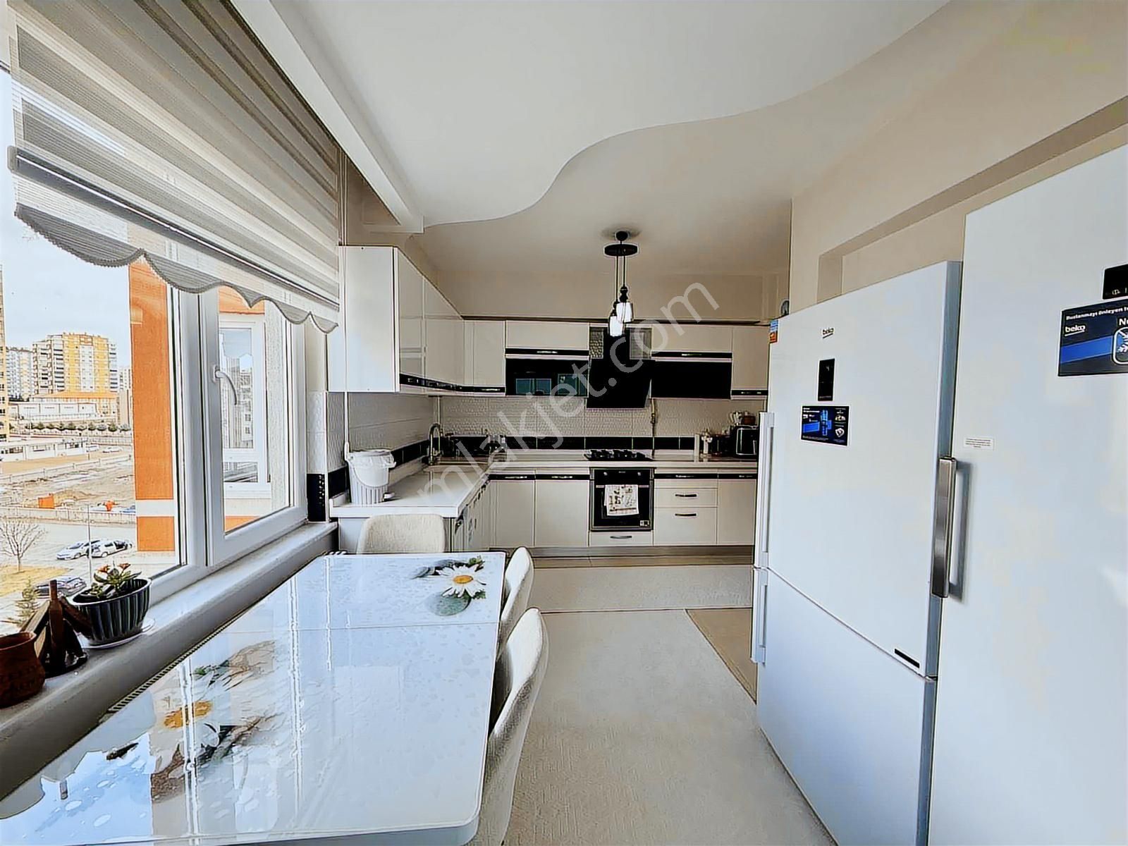 İldem Mahallesinde Tramvay Yanı Geniş 3+1 Satılık Daire - Görsel 24