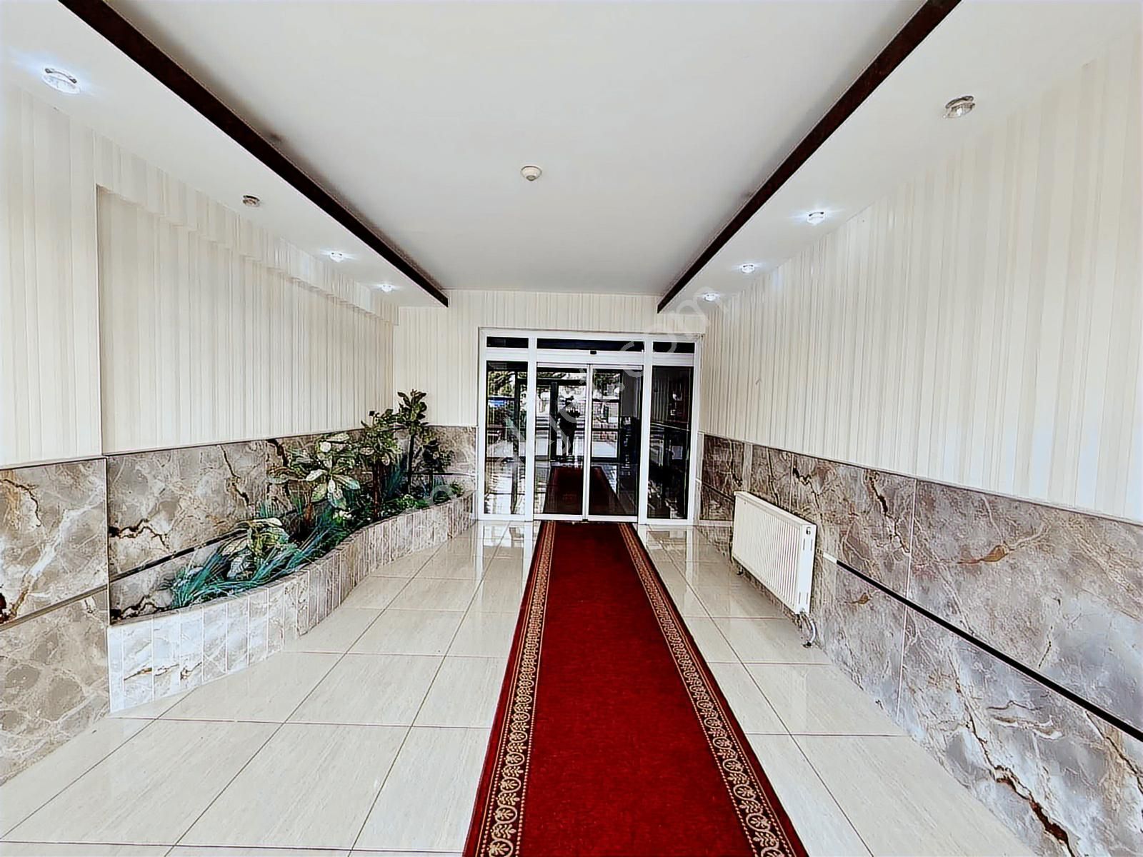 İldem Mahallesinde Tramvay Yanı Geniş 3+1 Satılık Daire - Görsel 7