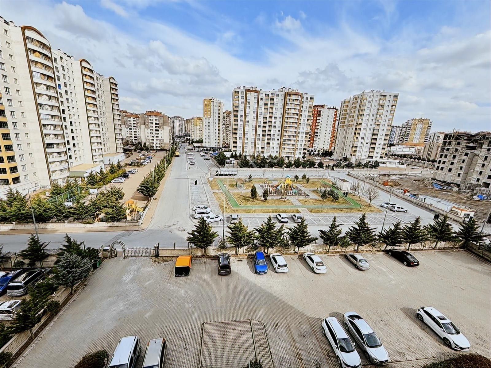 İldem Mahallesinde Tramvay Yanı Geniş 3+1 Satılık Daire - Görsel 6