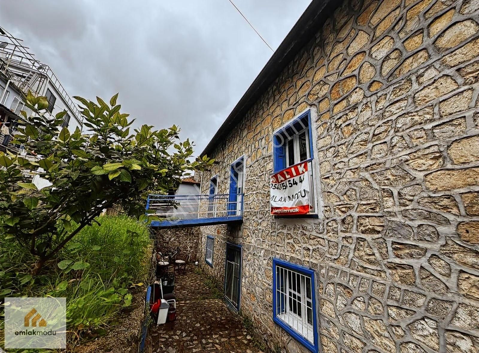 Fethiye Kesikkapı Mevkii Müstakil Girişli Bahçeli 1+1 Daire