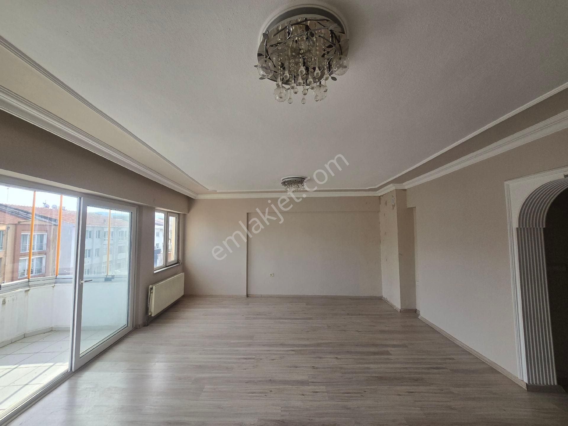 Atatürk Cd.kiralık 3+1 Daire Han Emlak Otomotiv'den - Görsel 5