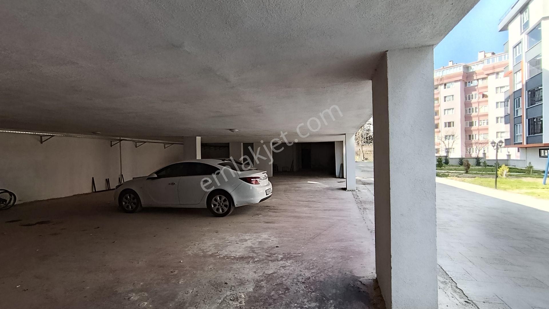 Re/max Land’den İstasyon Mahallesi Örnek Yaşam Evleri 2’de 1+1 Kiralık - Görsel 18
