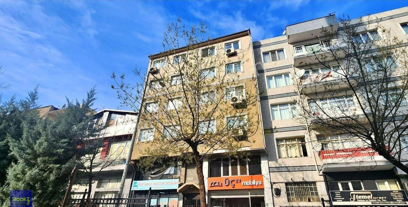 Davutdede Camii Karşısı Satılık 2+1 Daire