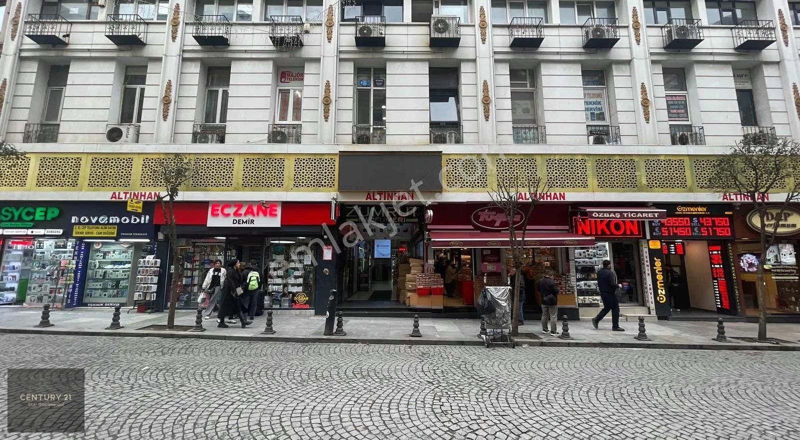 Sirkeci Altın Han İçinde Boş Harika Dükkan