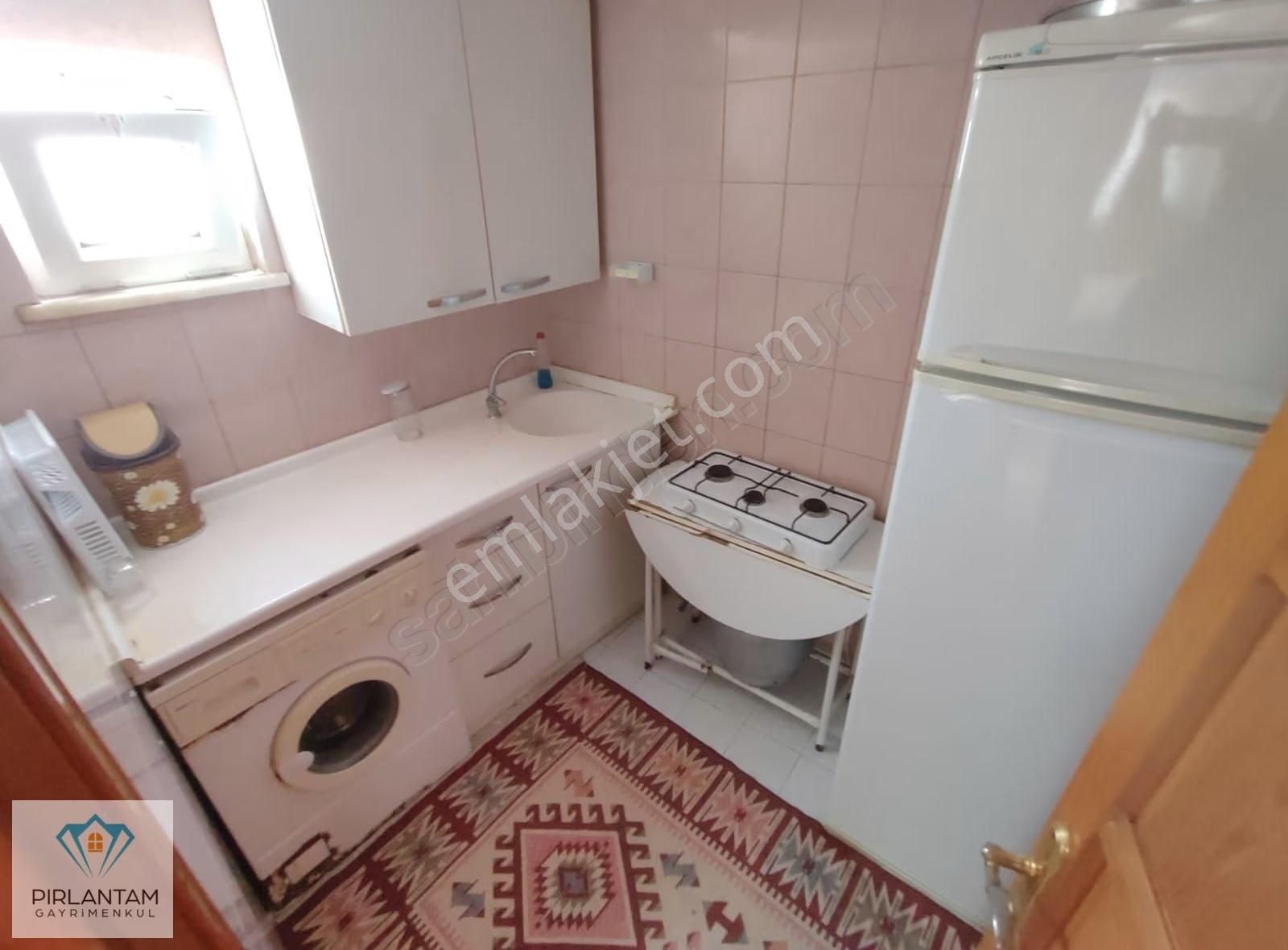 Nef Yakınında Eşyalı 1+1 Kiralık Daire - Görsel 3