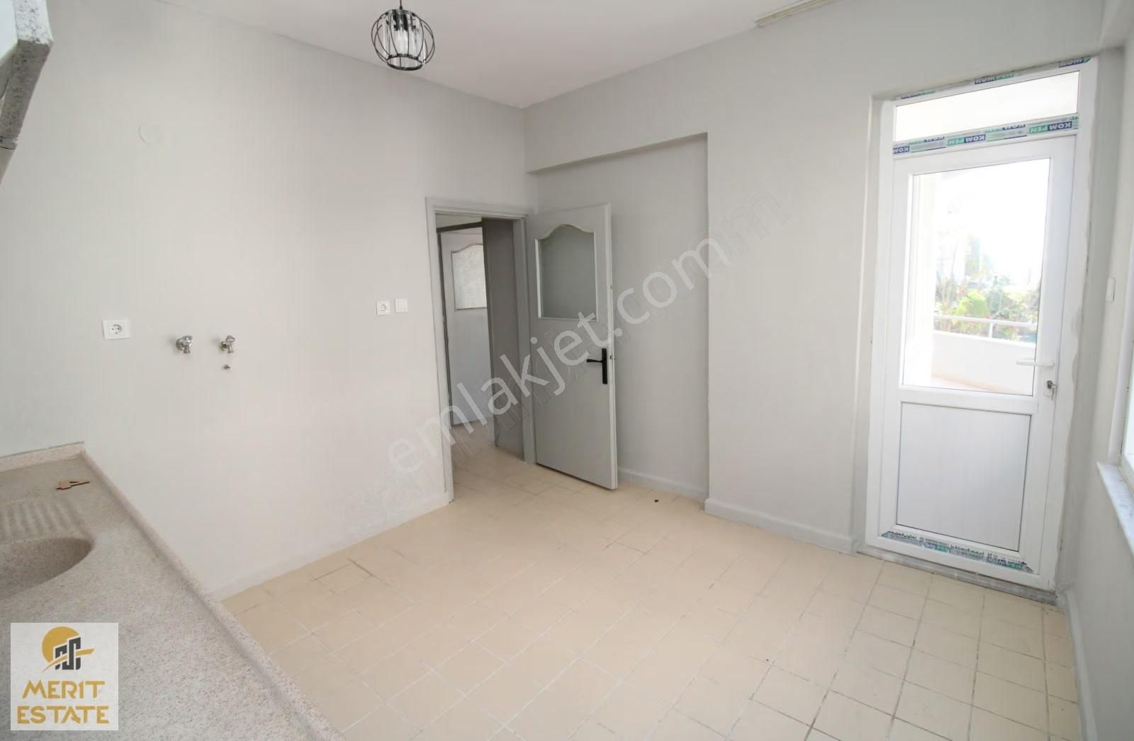 Mahmutlar Mah. Denize Sıfır Konumda Kiralık 2+1 Daire - Görsel 18