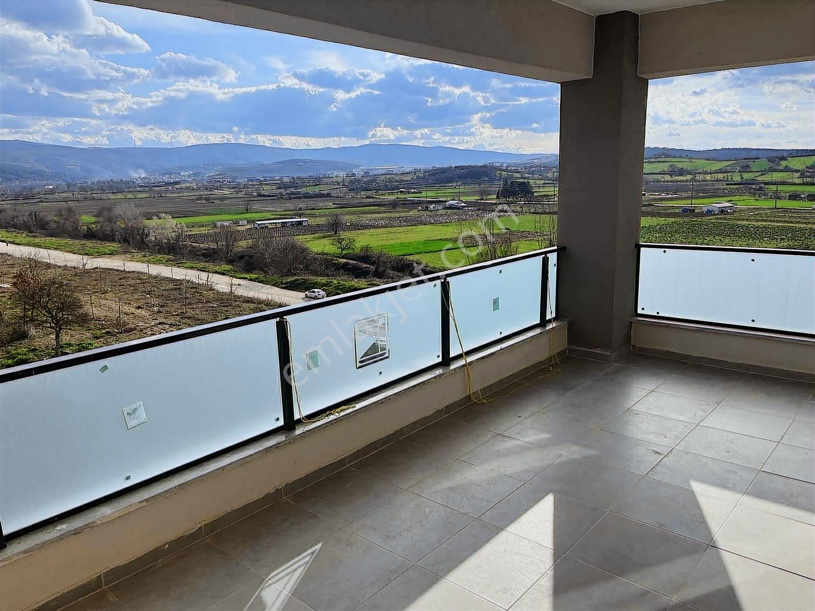 Karnur 'da Geniş 3+1 Dubleks Daire - Görsel 2