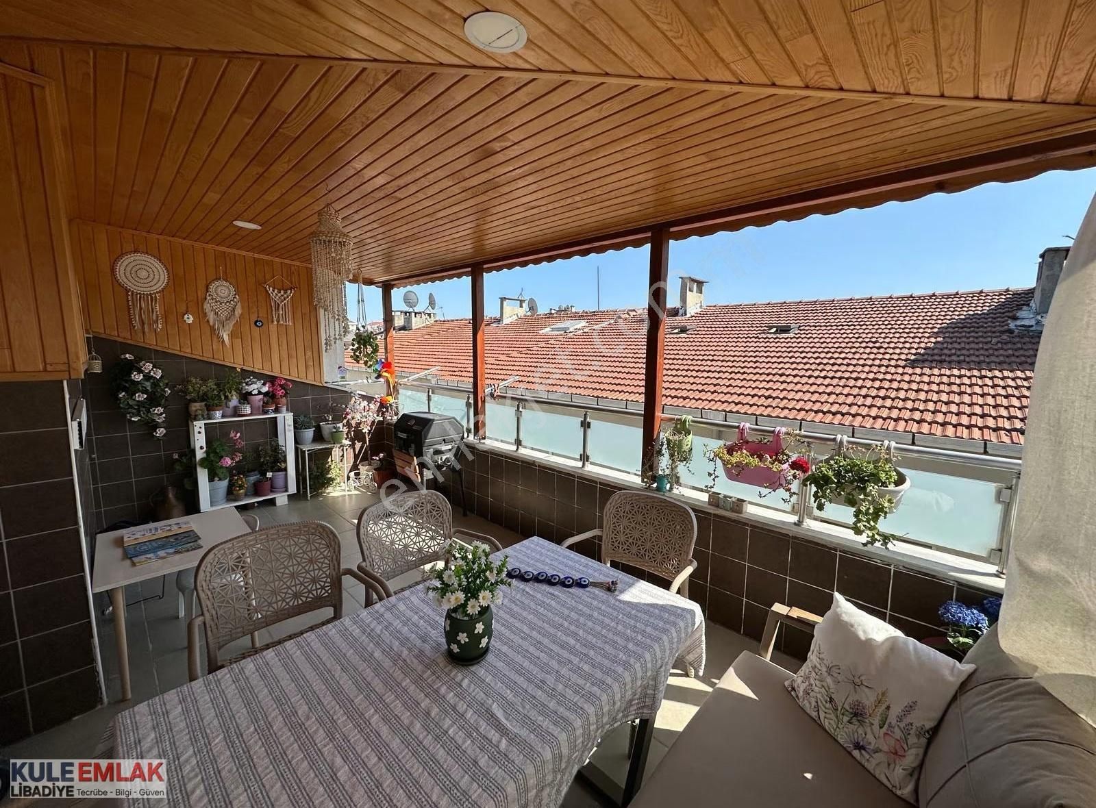 Metroya Çok Yakın Keyifle Oturacağınız Yatırımlık Dublex