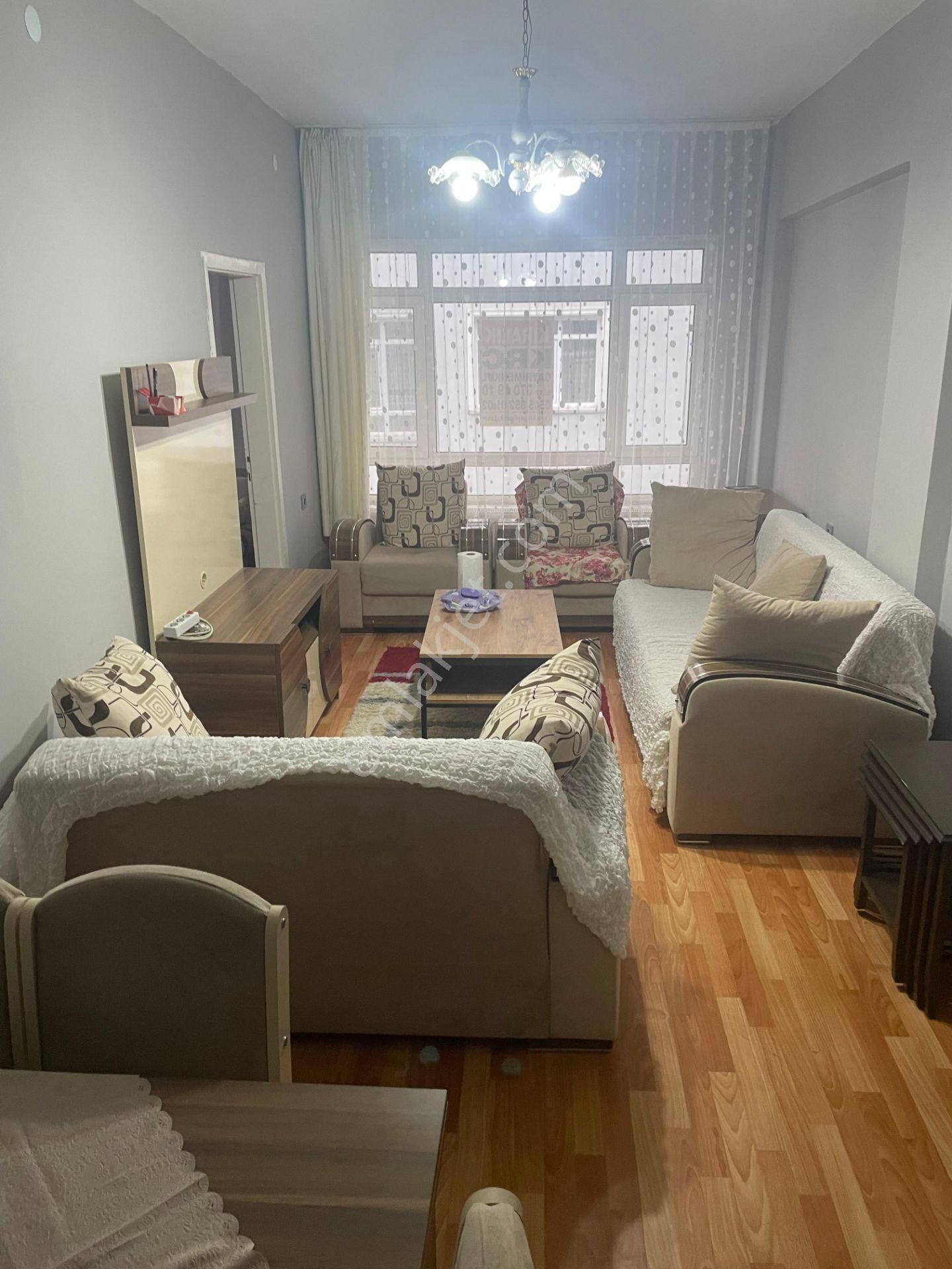 Abidinpaşa Mahallesi Dikimevi İstasyonuna 10 Dk 2+1 Eşyalı Daire