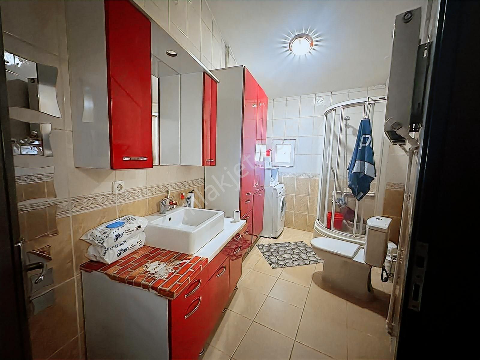 Acil Satılık Meydan ''da Satılık Çatı Katı Daire /ofis - Görsel 18