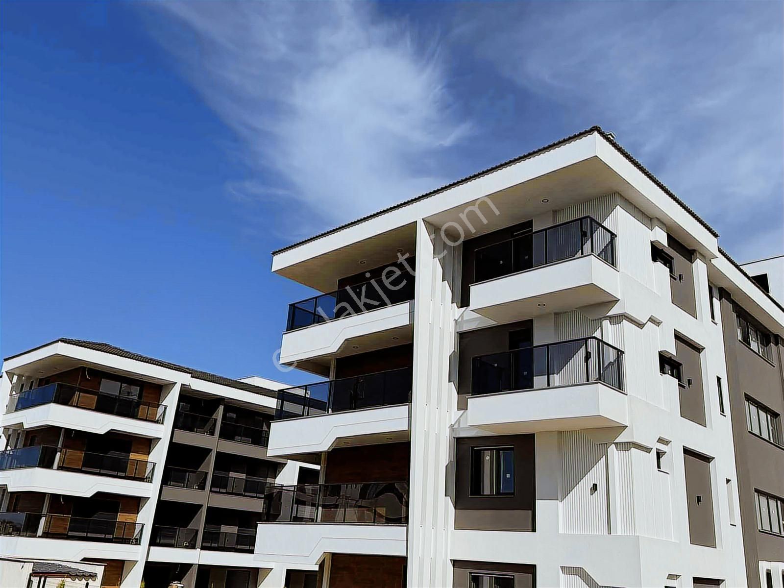 Kuşadası Davutlar Nezih Sitede 2+1 Full Eşyalı Daire - Görsel 33