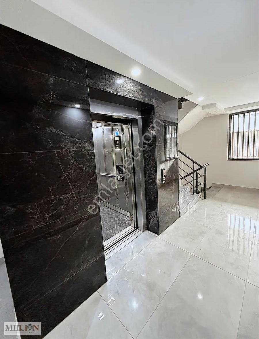 Şık Bir Site İçinde Full Eşyalı 3+1 Kiralık Daire - Görsel 2