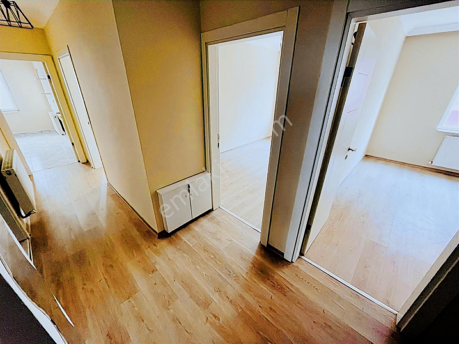 Gömeç'te Hastane Sokağında 2+1geniş Ferah Kiralık Daire - Görsel 2