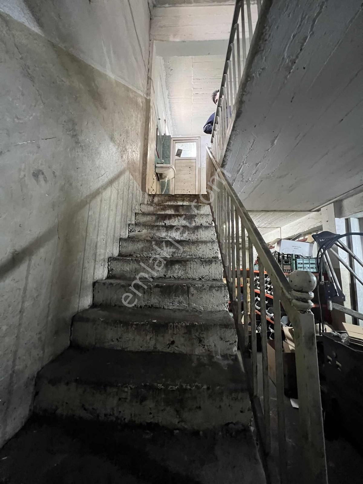 Aktiften Sanayi Sitesinde Satılık 430 M² Geniş Dükkan - Görsel 12