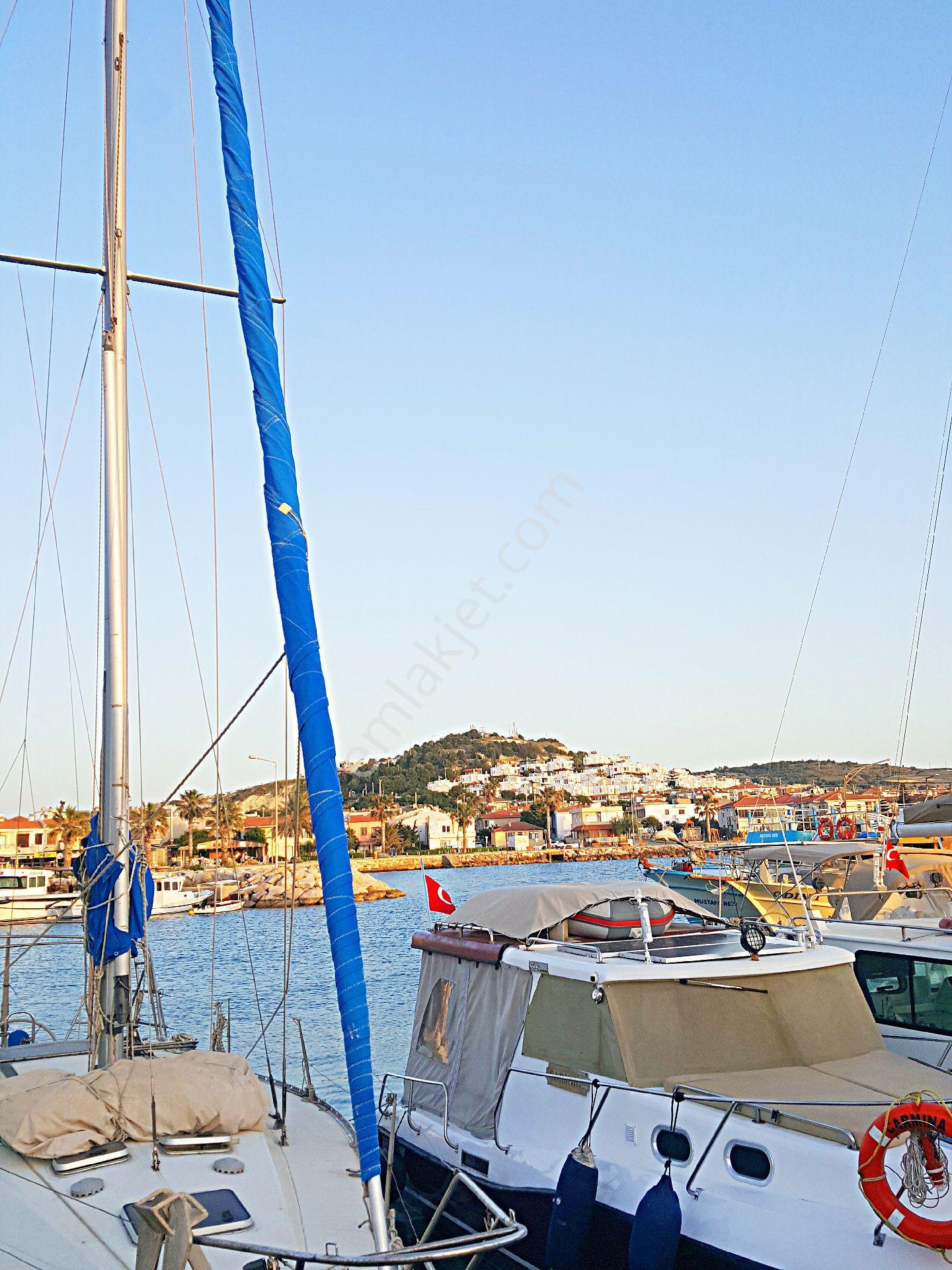Çeşme Çiftlikköy'de Sakız Adası Deniz Manzaralı Sezonluk Aylık Kiralık Ev - Görsel 29