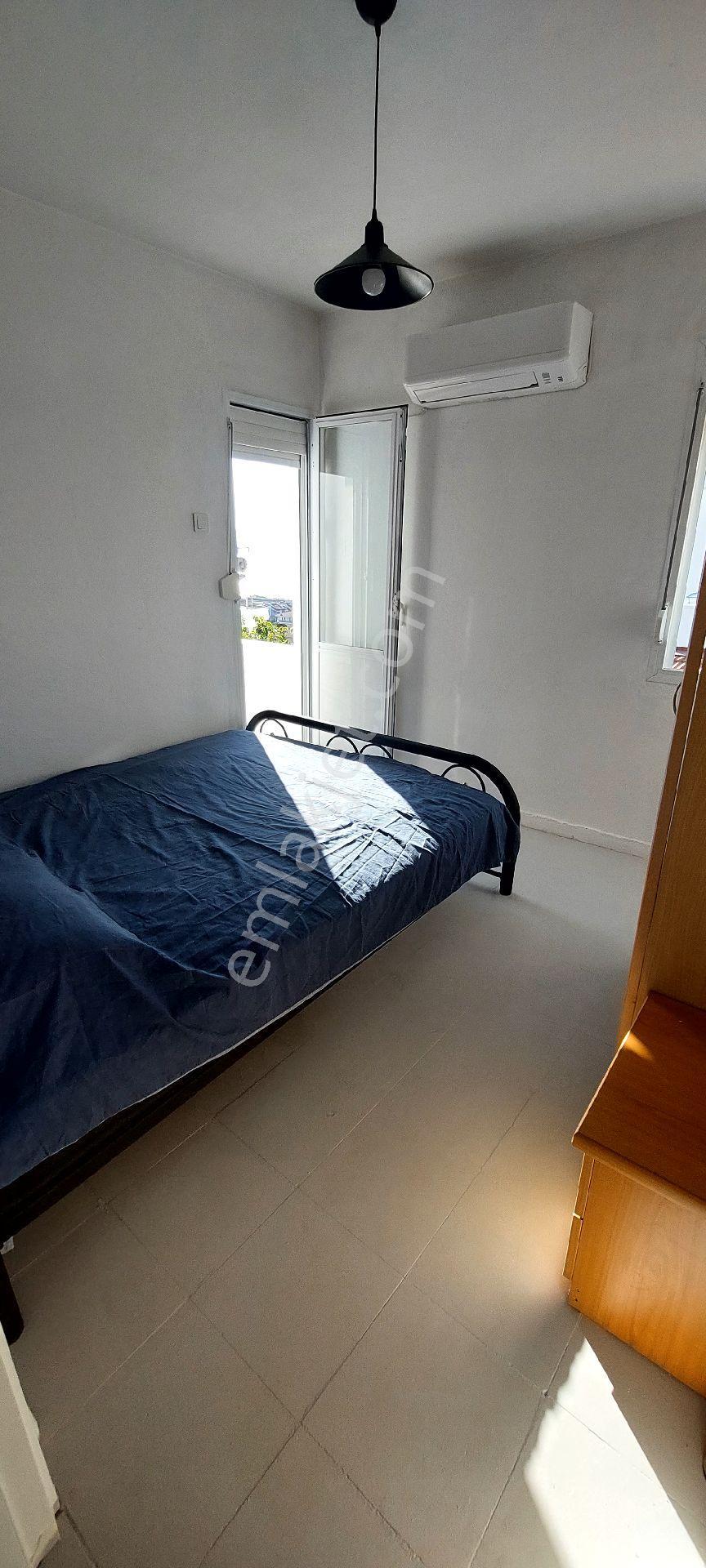 Çeşme Çiftlikköy'de Sakız Adası Deniz Manzaralı Sezonluk Aylık Kiralık Ev - Görsel 12