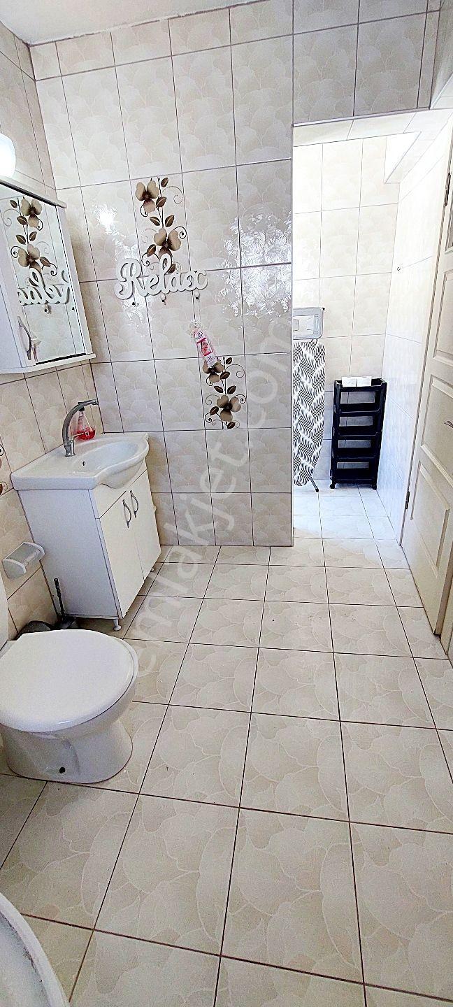 Çeşme Çiftlikköy'de Sakız Adası Deniz Manzaralı Sezonluk Aylık Kiralık Ev - Görsel 20