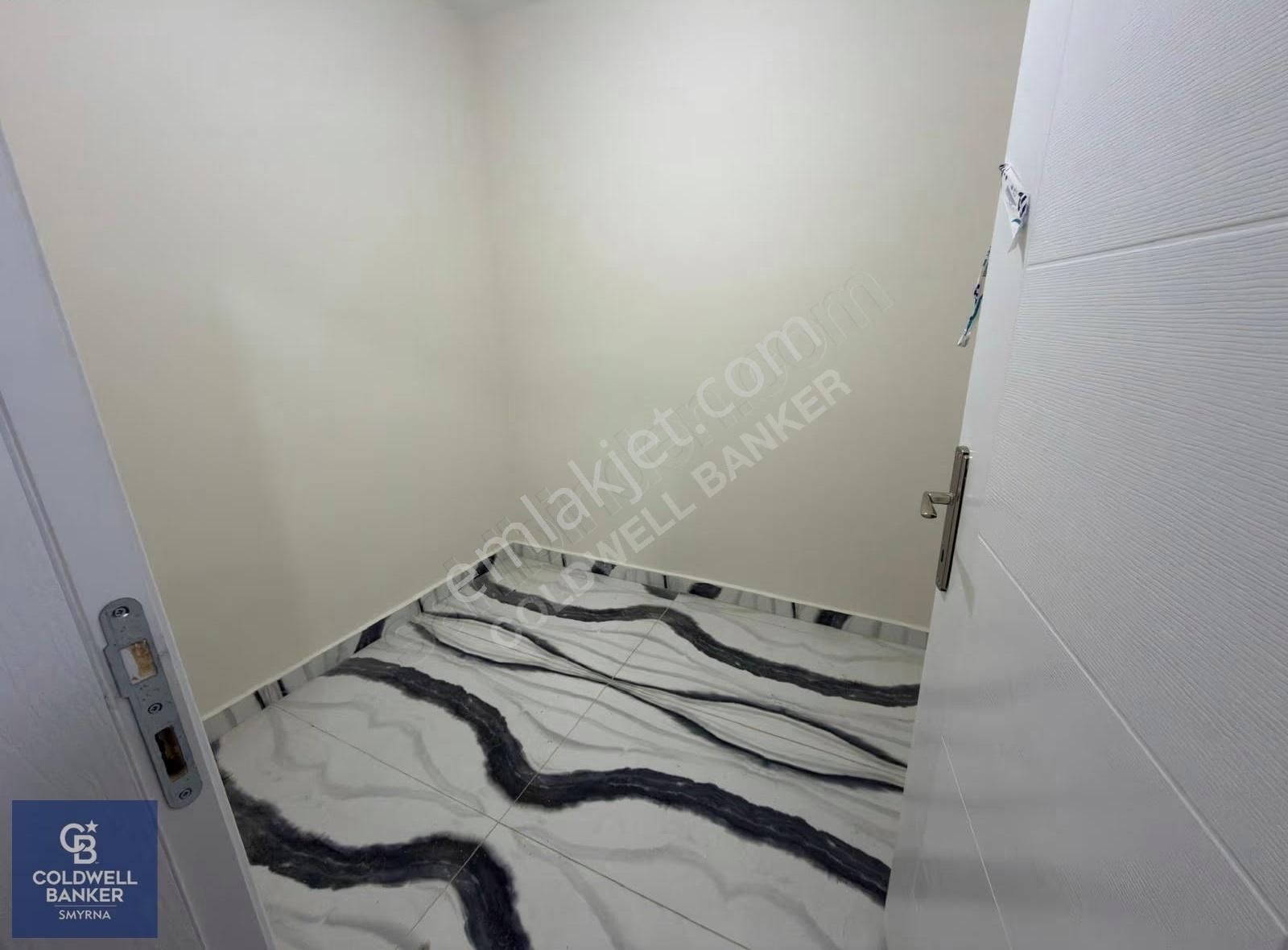 Güzelyalıda Bahçeli Kiralık 3+1 Daire - Görsel 13