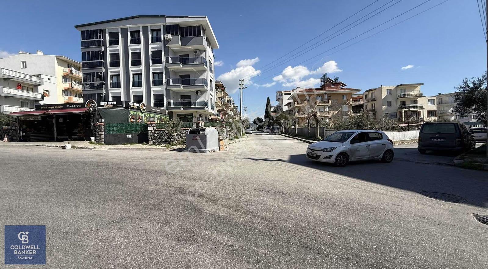 Bornova İnönü Mahallesinde Devren Kiralık Market - Görsel 4