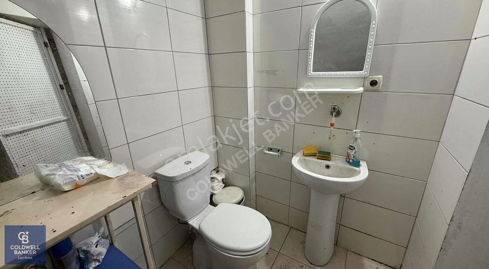 Bornova İnönü Mahallesinde Devren Kiralık Market - Görsel 32