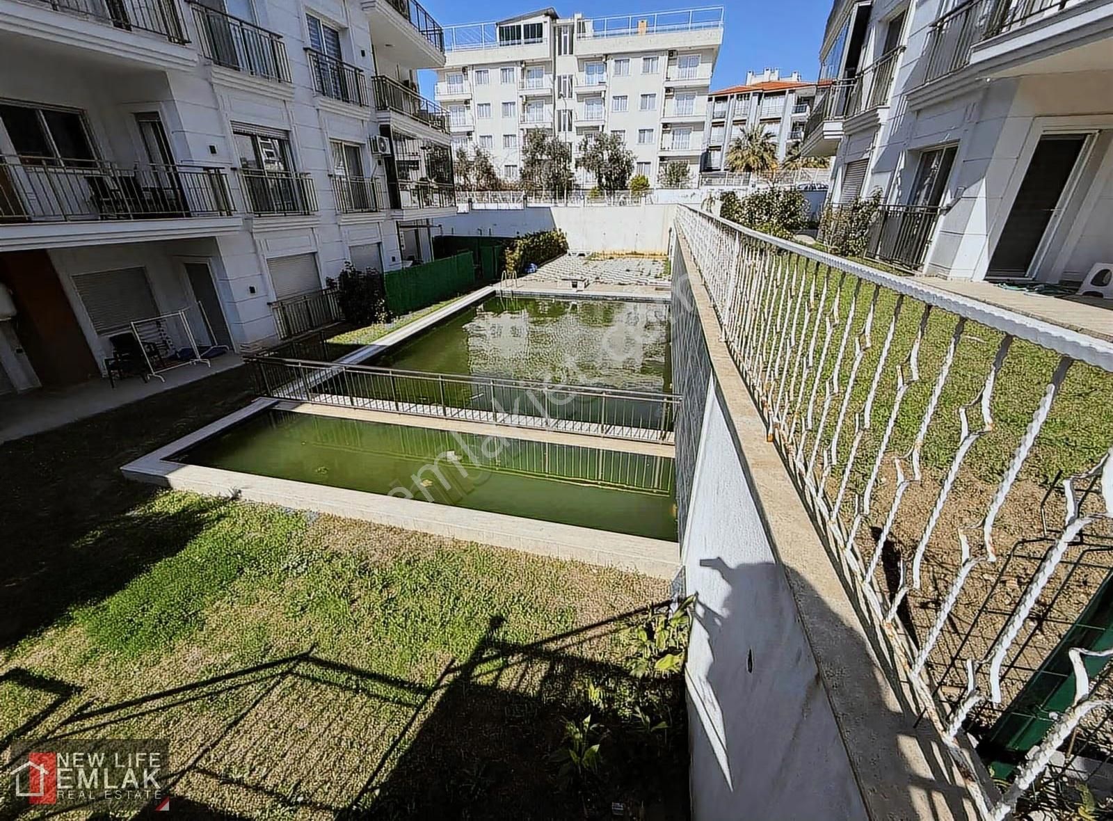 Kuşadasında Eşyalı Satılık Bahçe Katı Daire - Görsel 4