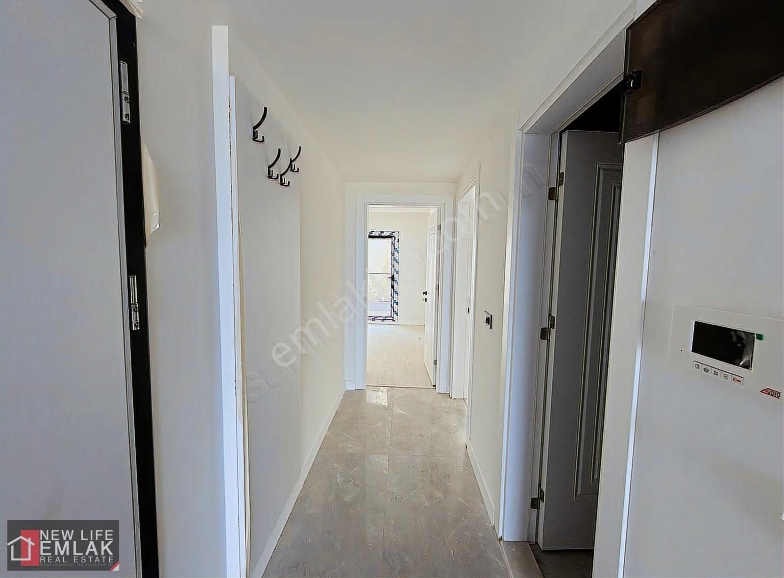 Kuşadası'nda Full Deniz Manzaralı Satılık Sıfır 2+1 Daire !