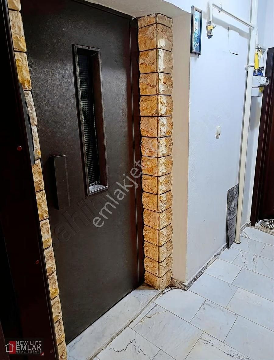 Kuşadası Merkezde Satılık 3+1 Fırsat Daire!! - Görsel 6