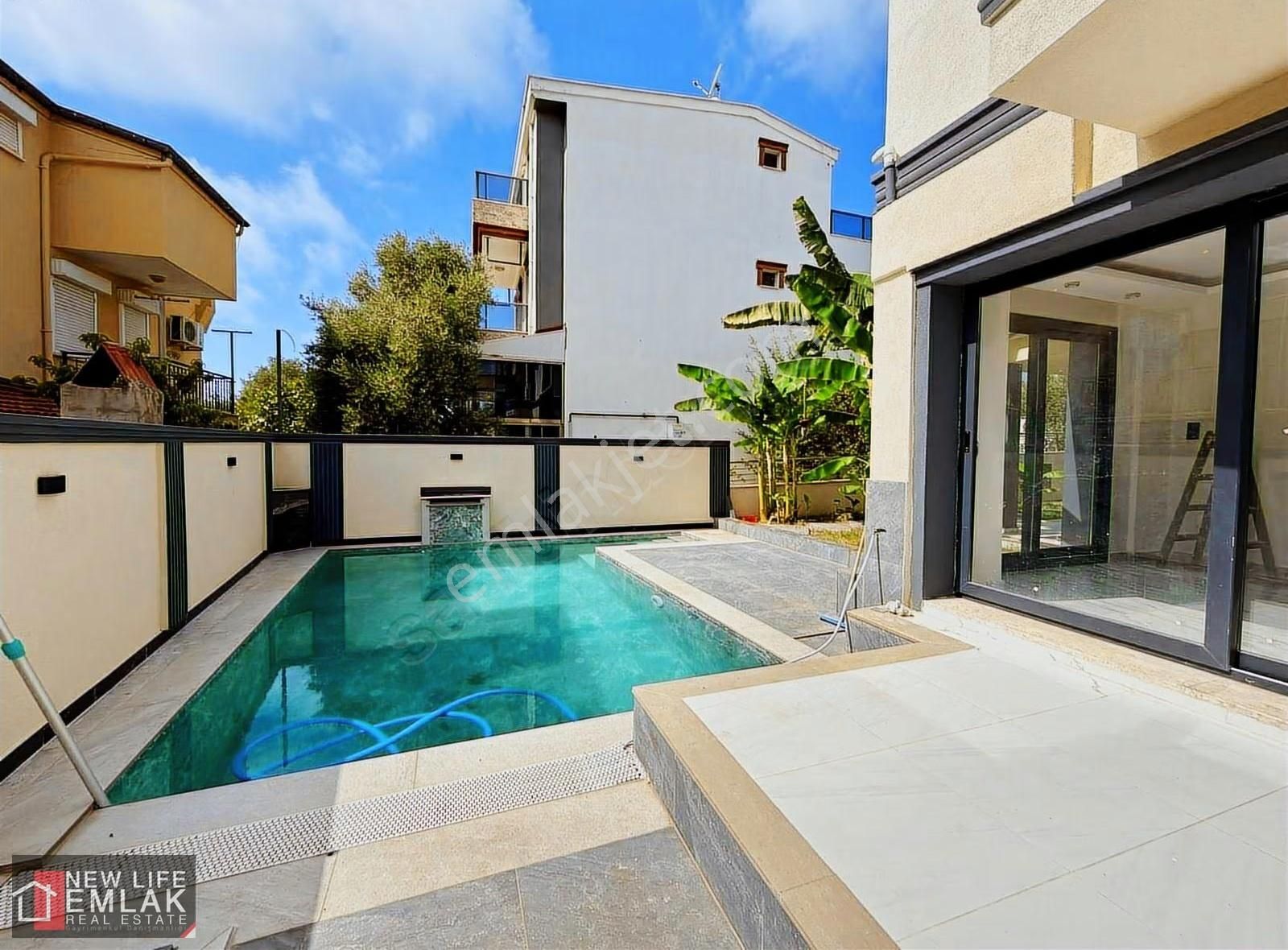 Kuşadası Kadınlar Denizinde Satılık Müstakil Villa - Görsel 18