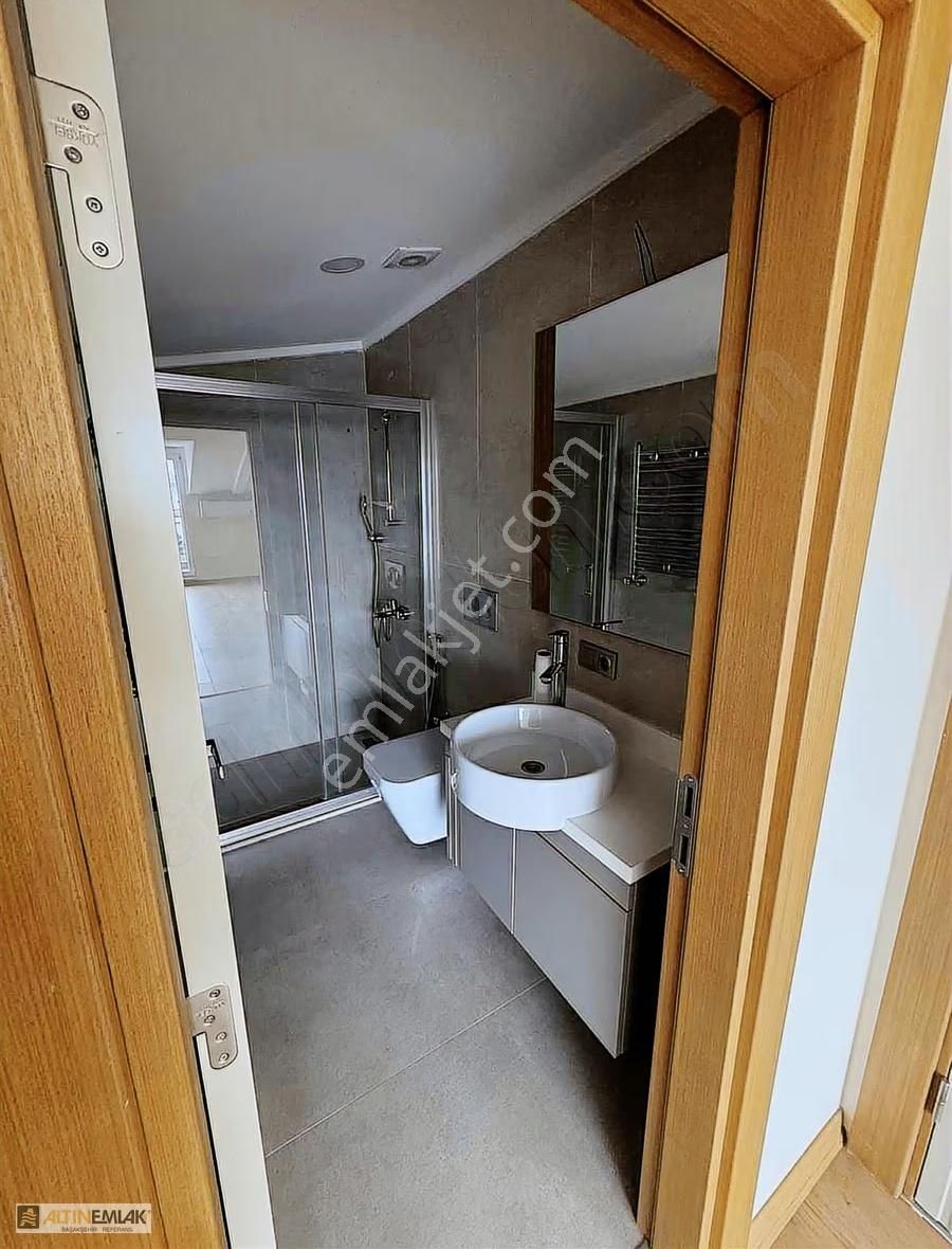 Casablue İstanbul Projesinde Kiralık 4+1 Dubleks Daire - Görsel 11