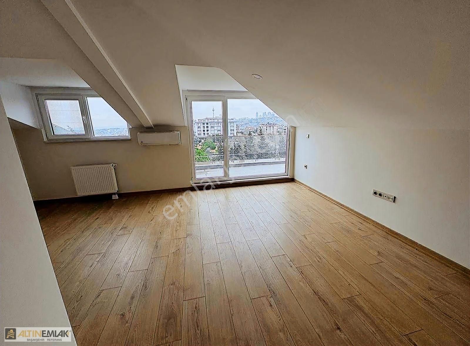 Casablue İstanbul Projesinde Kiralık 4+1 Dubleks Daire - Görsel 13