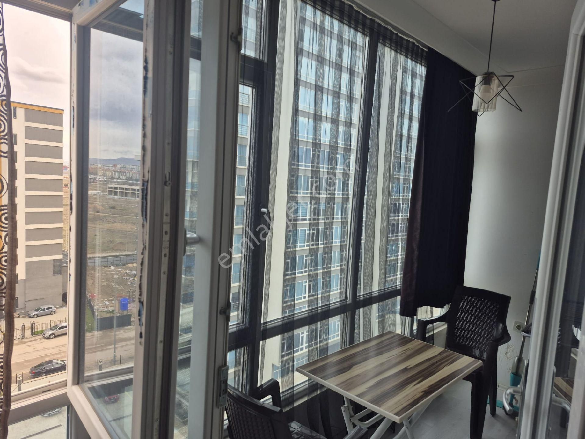 Eryaman Yeşilova'da Site İçerisinde Boş Ara Kat Full Eşyalı 1+1 Daire - Görsel 7