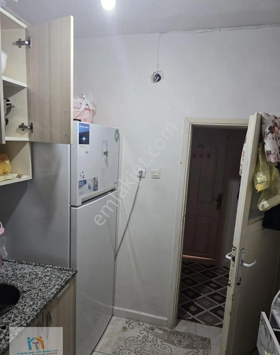 Torunlar Emlaktan Satılık 1+1 Y.giriş Daire Demirkapıda - Görsel 5