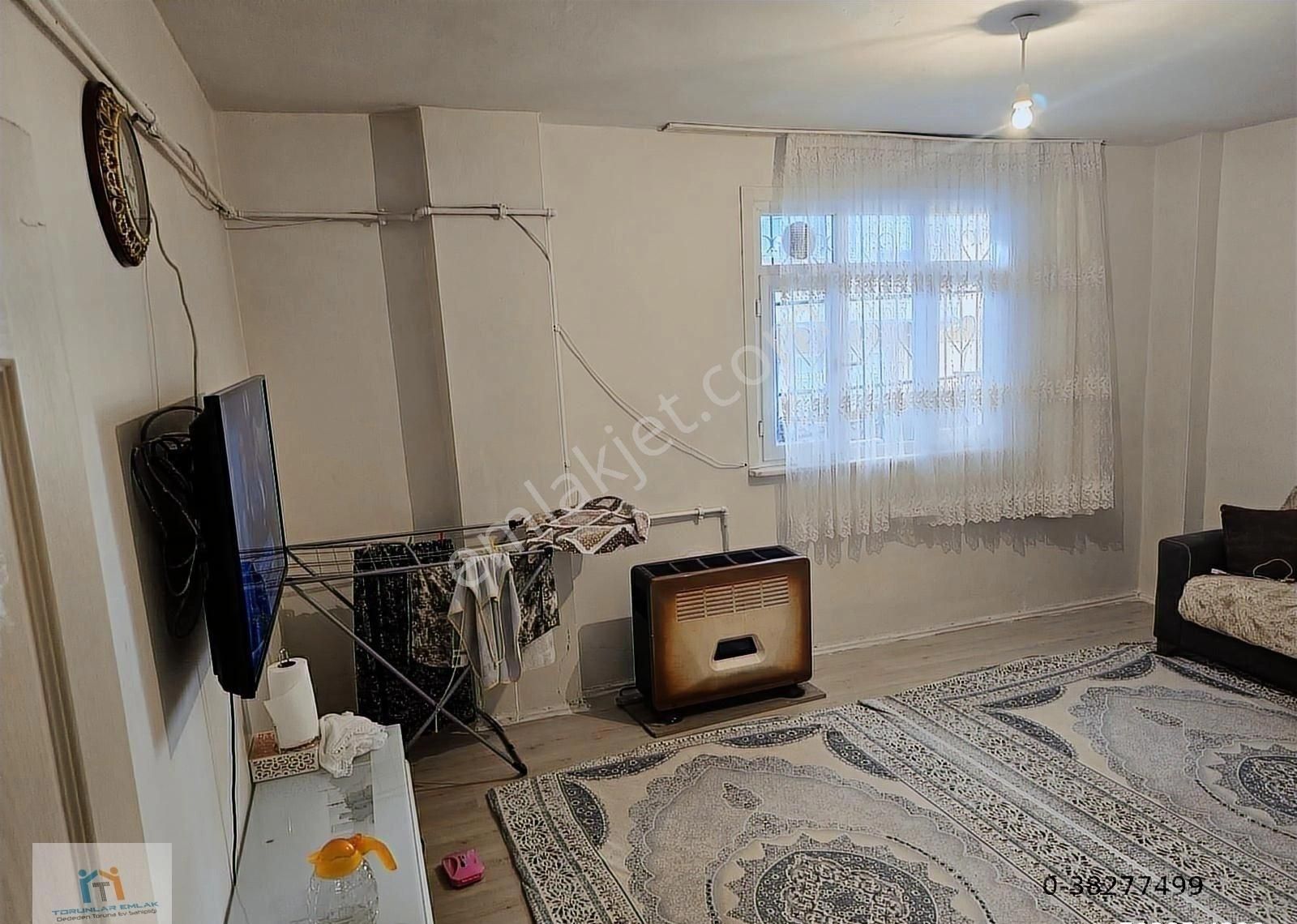 Torunlar Emlaktan Satılık 1+1 Y.giriş Daire Demirkapıda - Görsel 7