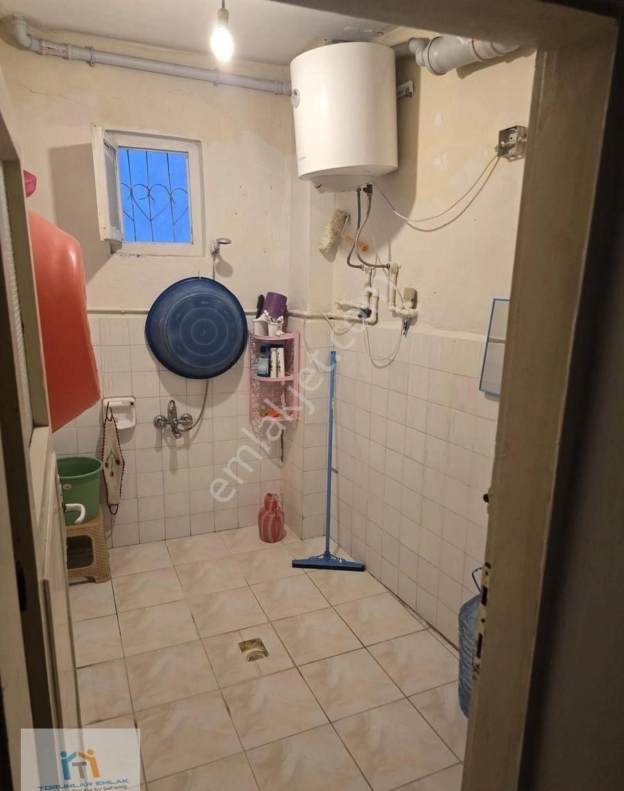 Torunlar Emlaktan Satılık 1+1 Y.giriş Daire Demirkapıda - Görsel 3