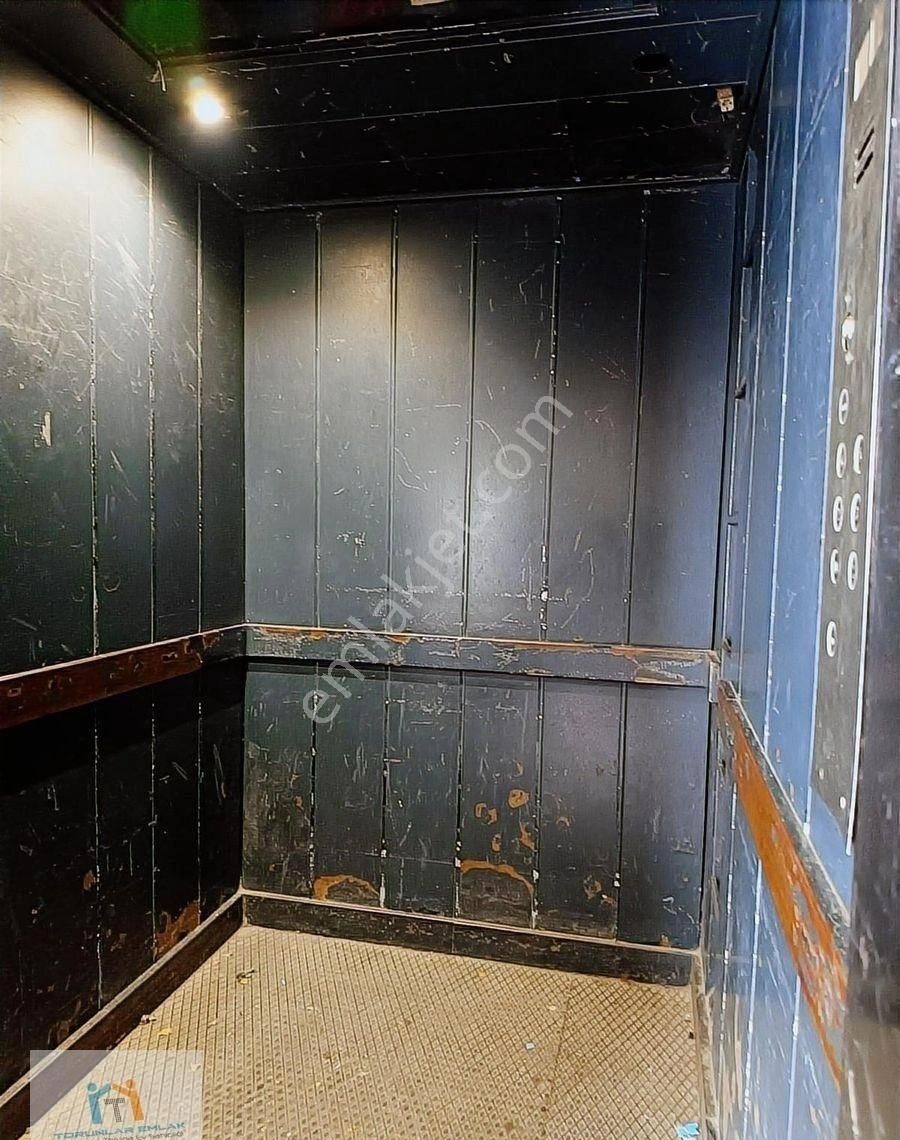 Torunlar'dan İşhanı 2.kt Kiralık 500m2 İşyeri Depo İmalat Atölye - Görsel 6