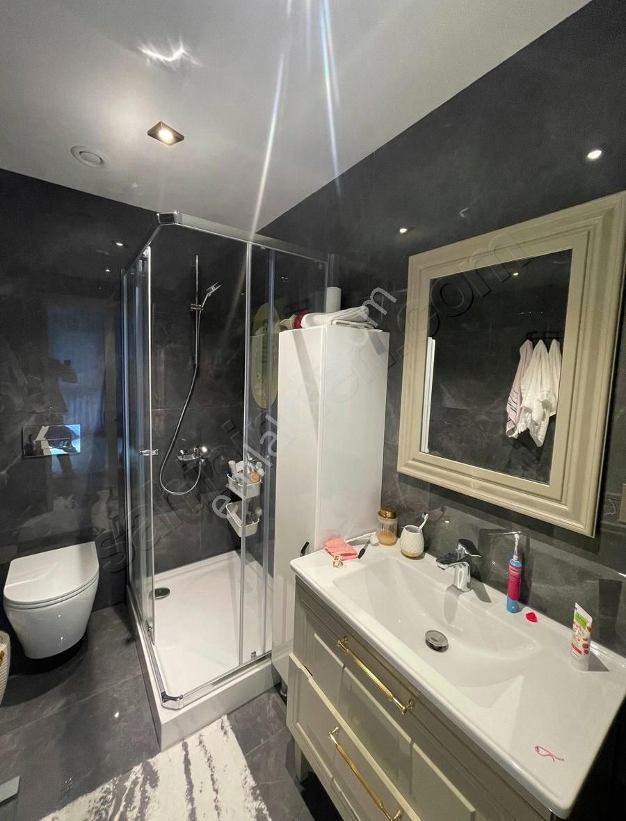 Liv Bahçeşehir Sitesi Satılık 4+1 Emsalsiz Daire - Görsel 6