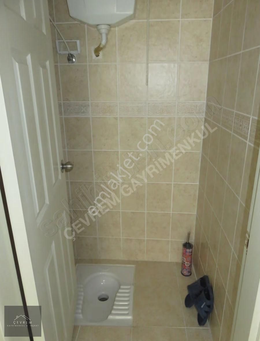 Gültepe'de Harika Konumda Metrobüse Yakın Kiralık 2+1 Arakat - Görsel 13