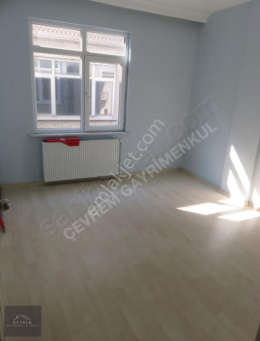 Gültepe'de Harika Konumda Metrobüse Yakın Kiralık 2+1 Arakat - Görsel 8