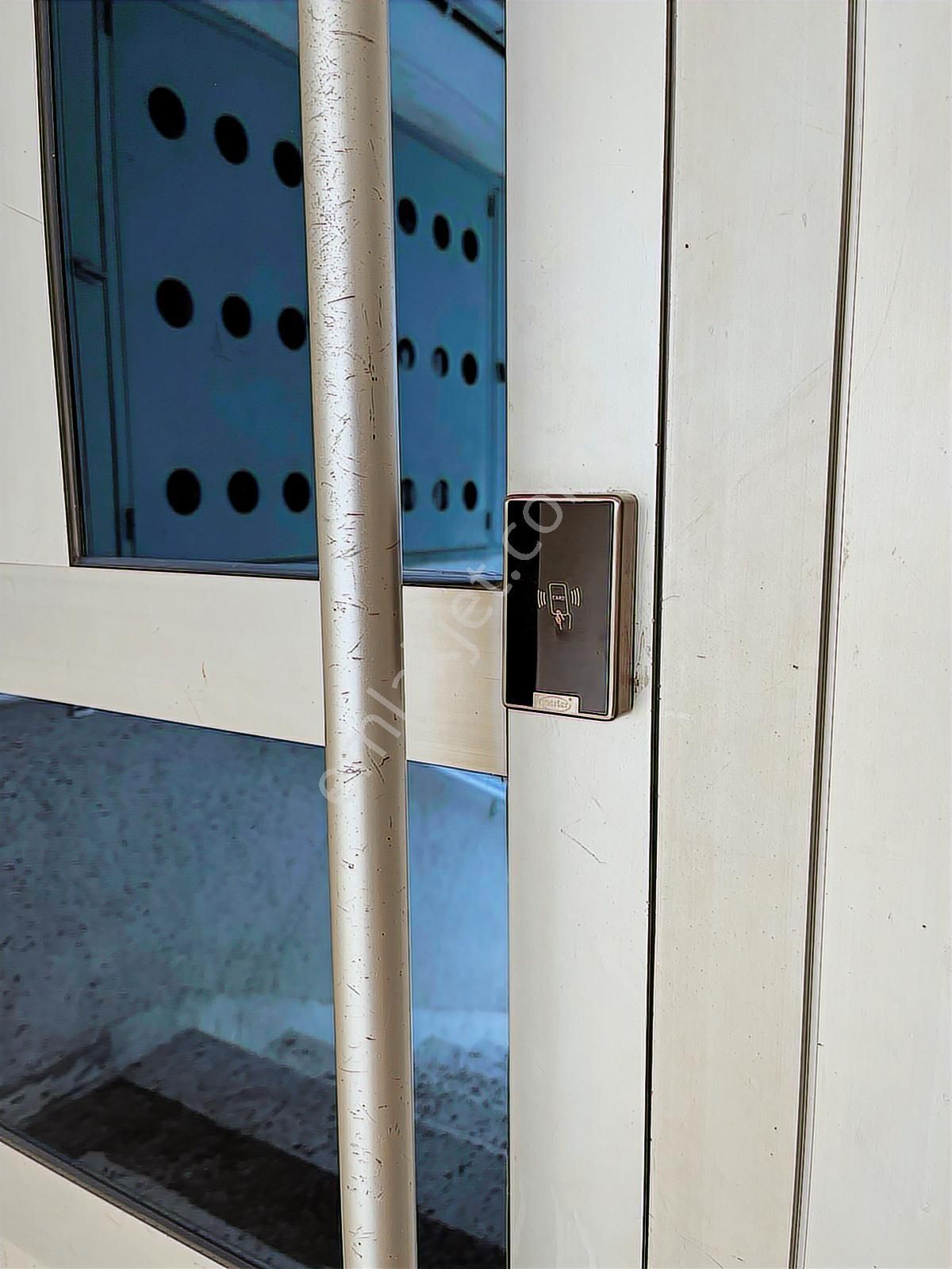 Etimesgut İstasyon Mahallesinde Arakat Kiralık 3+1 Daire - Görsel 15