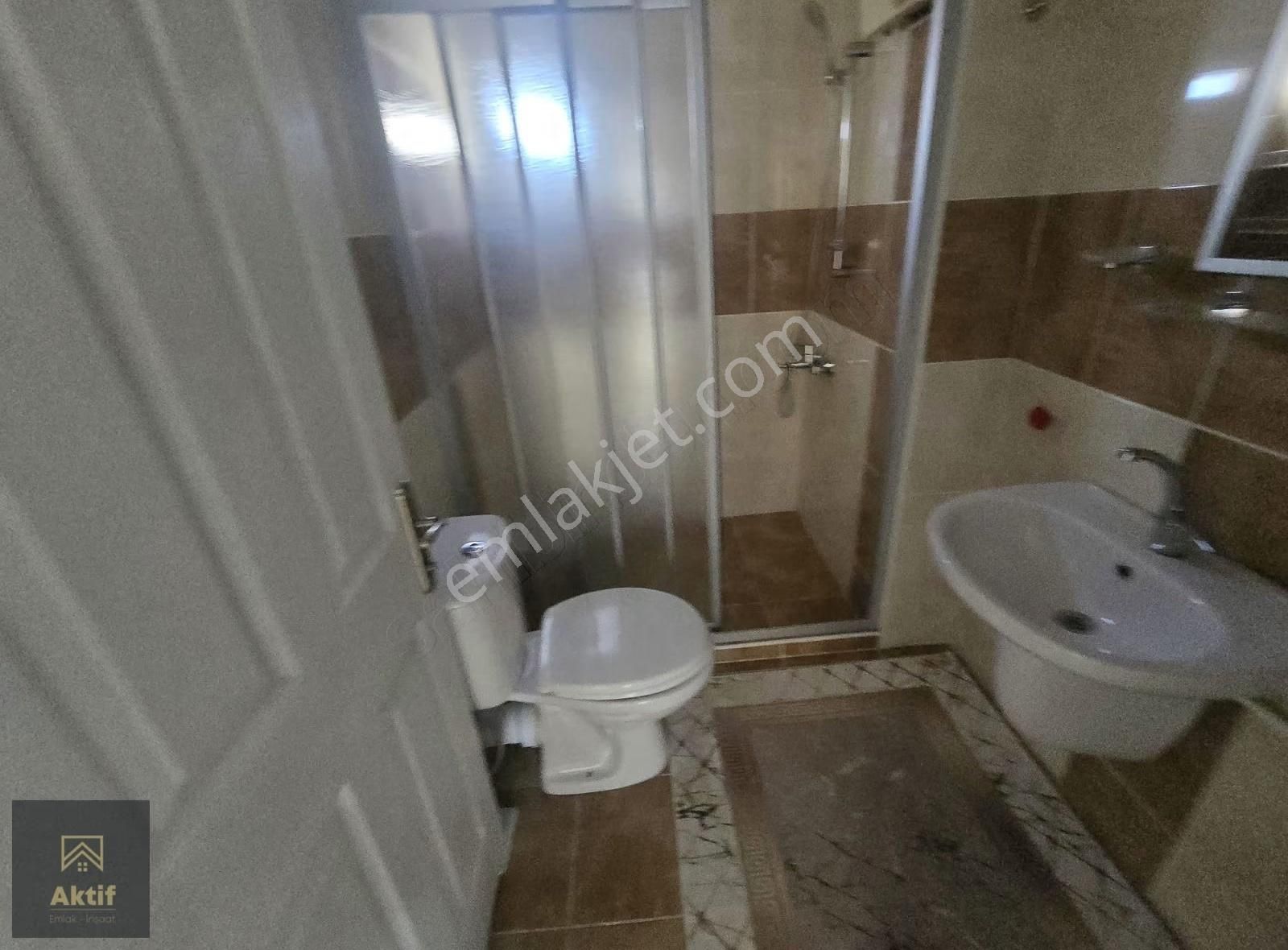 Dünyagöz Karşısı Karşıyaka Da Fuul Eşyalı Tranvaya Adım Mesafe - Görsel 2