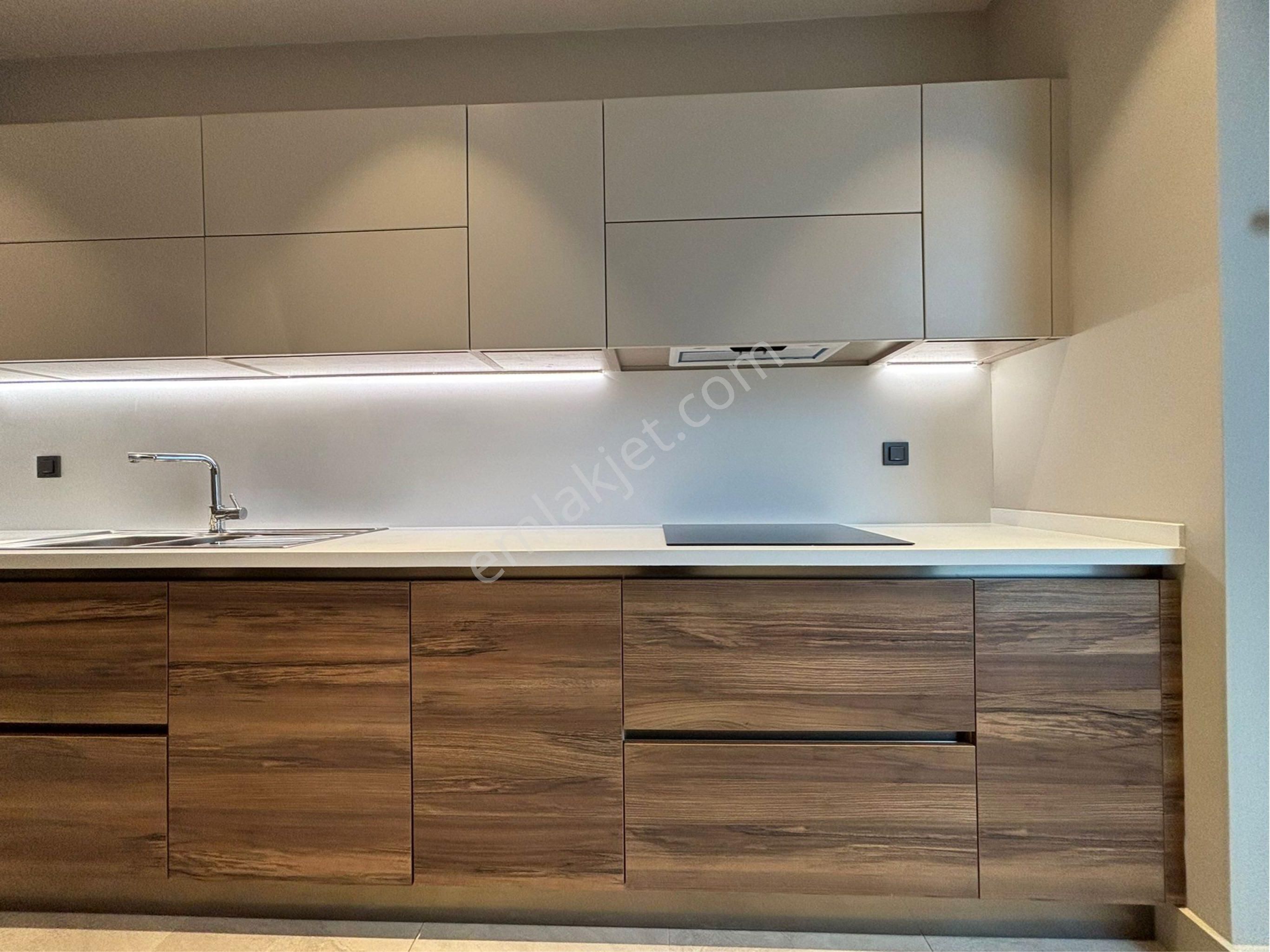 Alsancak Evora Projesinde 3+1 Deniz Manzaralı 19.kat Kiralık Daire - Görsel 22