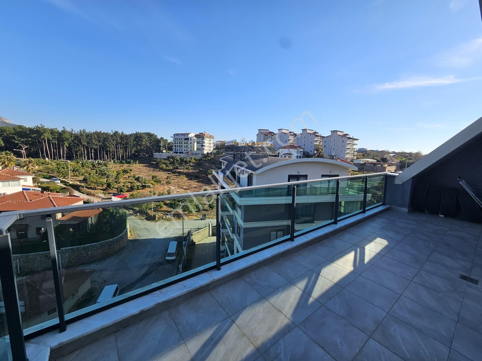 Alanya Oba Satılık 2+1 Eşyalı Dubleks Daire Site İçerisinde - Görsel 16