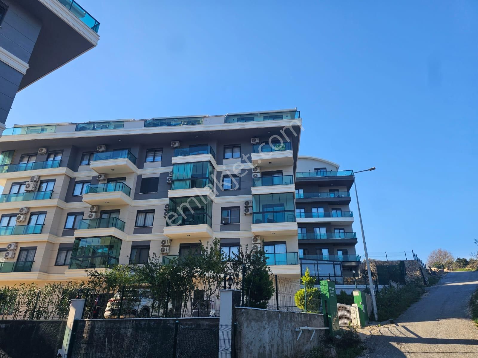 Alanya Oba Satılık 2+1 Eşyalı Dubleks Daire Site İçerisinde - Görsel 15