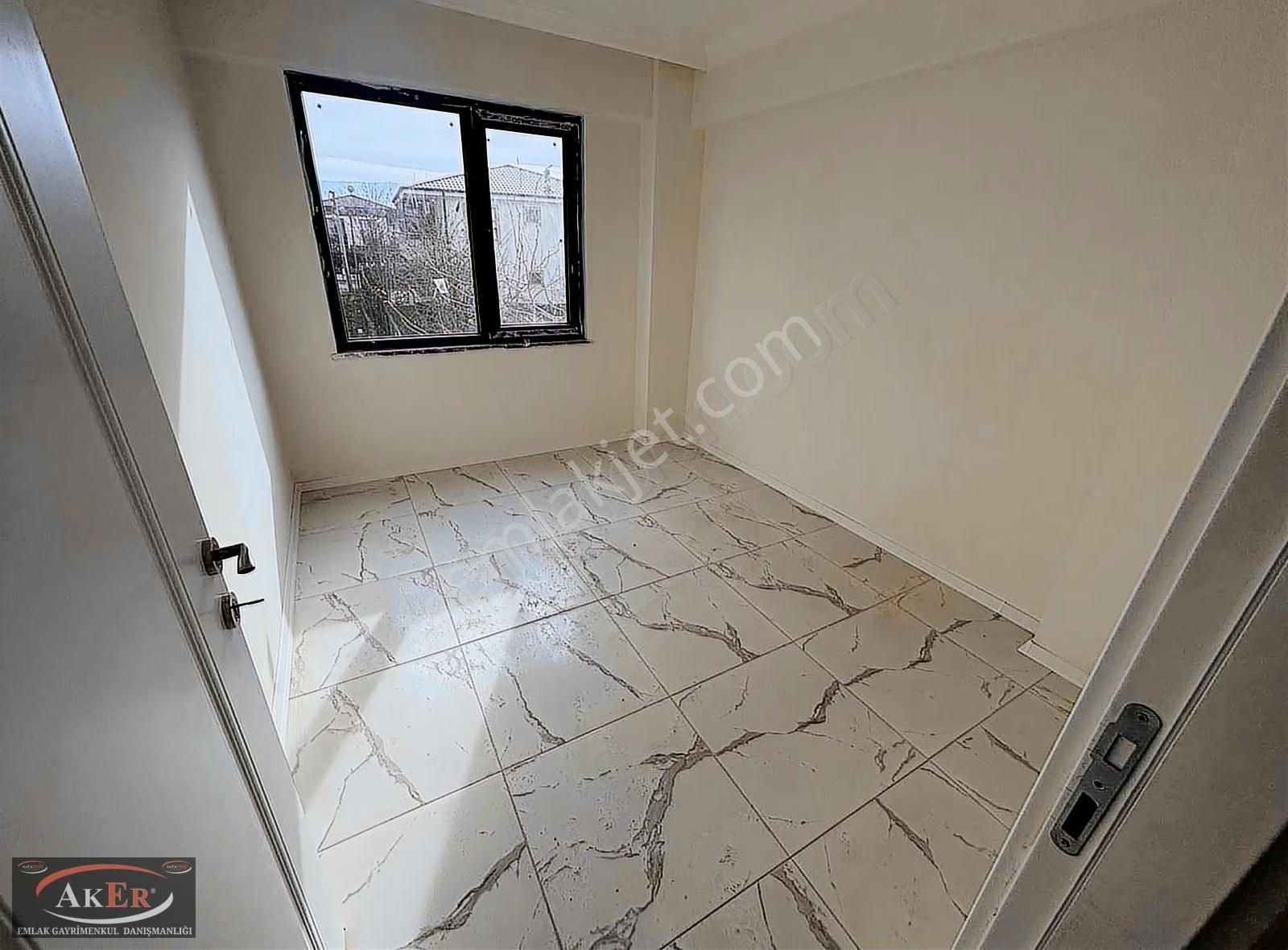 Ömerciklerde | Ara Kat | İskanlı | Ön Cephe | Sıfır | 3+1 Daire - Görsel 14