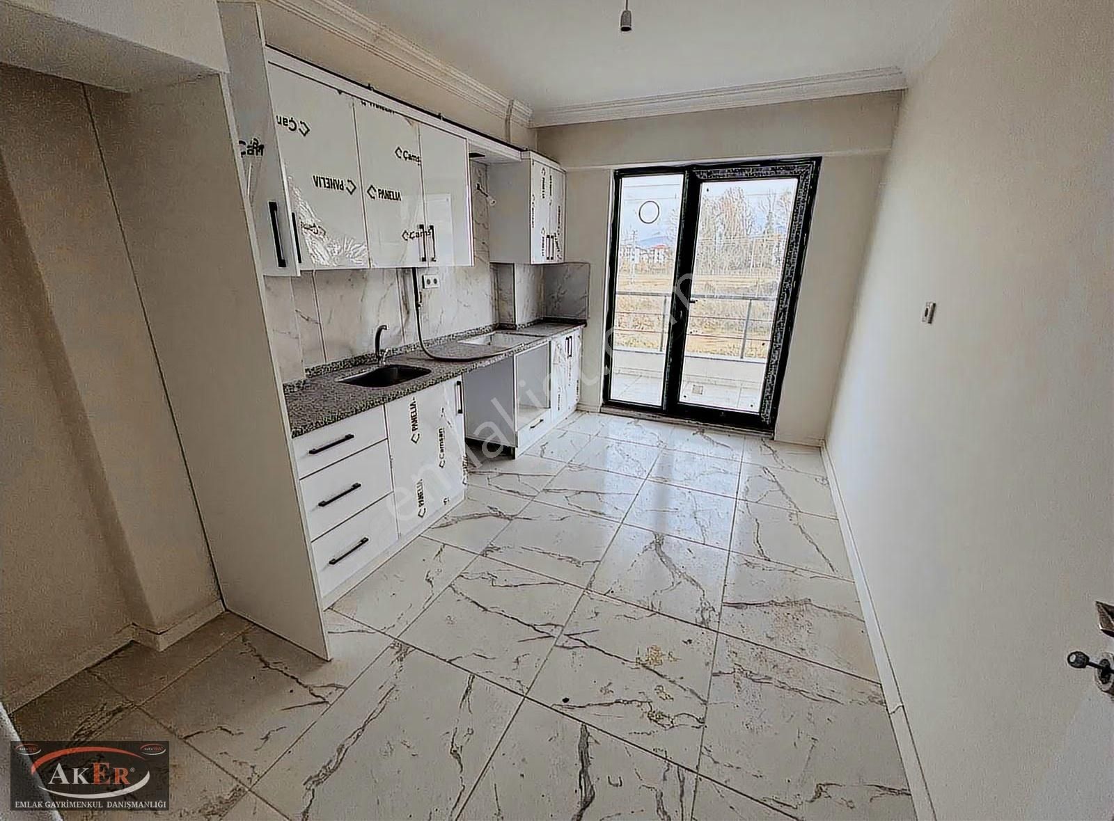 Ömerciklerde | Ara Kat | İskanlı | Ön Cephe | Sıfır | 3+1 Daire - Görsel 9