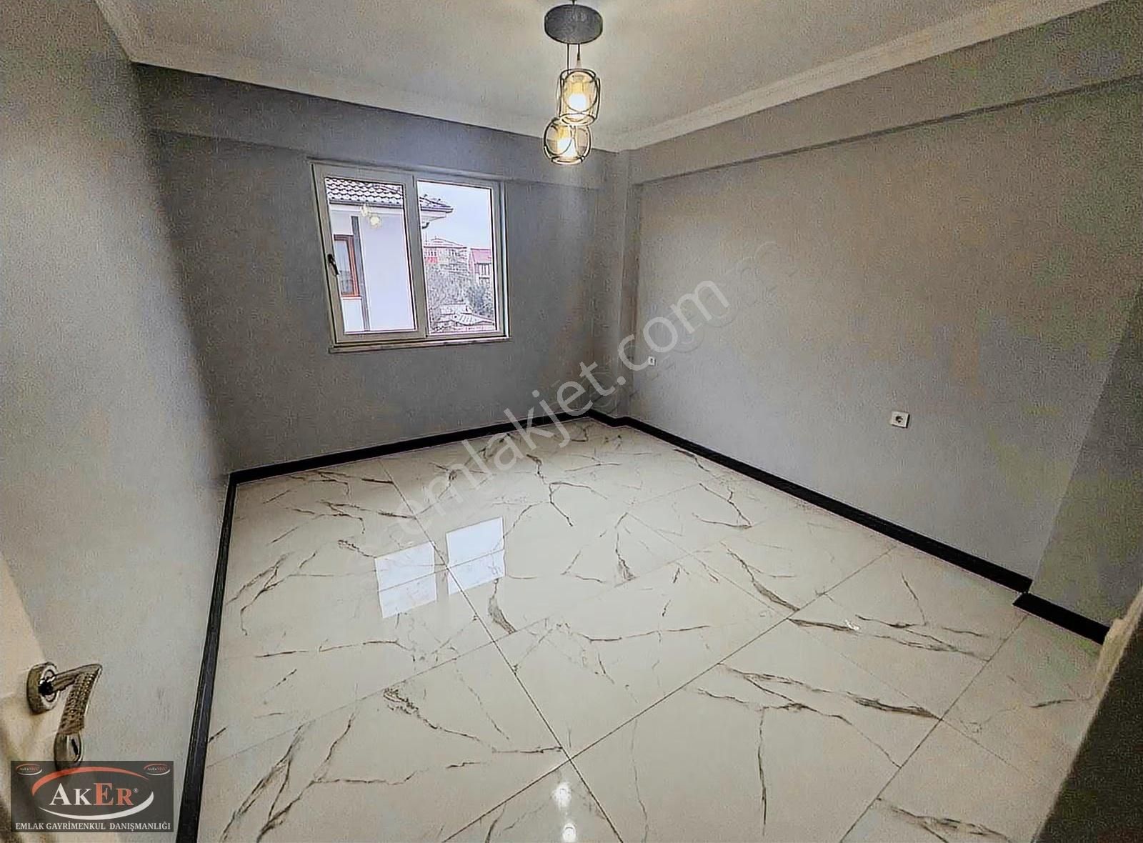 Lüks | 3.kat | Ön Cephe | Çift Balkonlu | İskanlı | 3+1 Daire - Görsel 12