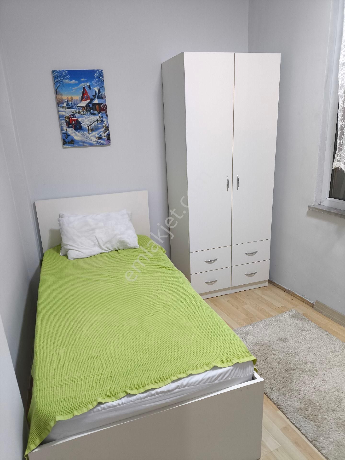 Kız Öğrenciye Kiralık Daire