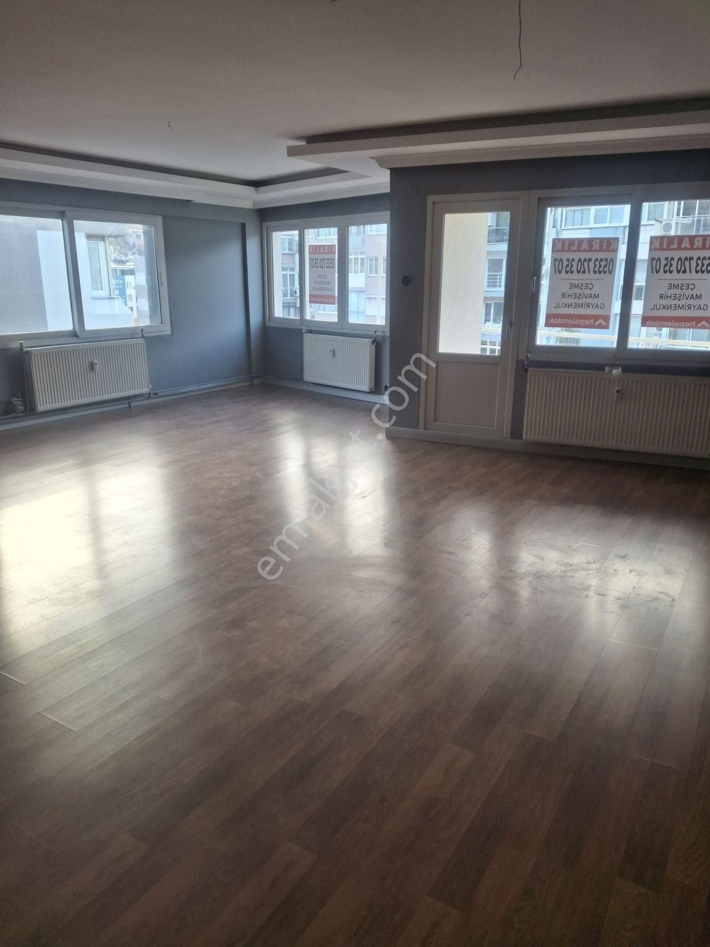 Karataş Lisesi Refüjlü Geniş Yolda Köşe K.mutfak D.gaz 3+1