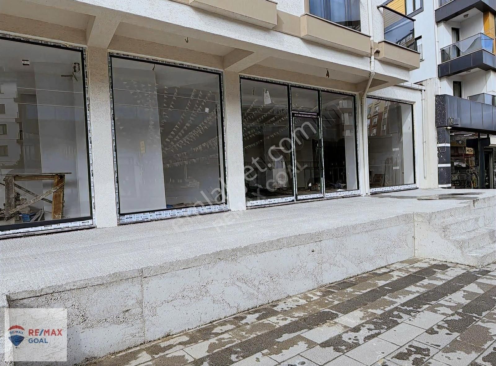 Çekmeköy Taşdelen'de Cadde Cepheli Yüksek Potansiyelli Dükkan - Görsel 14